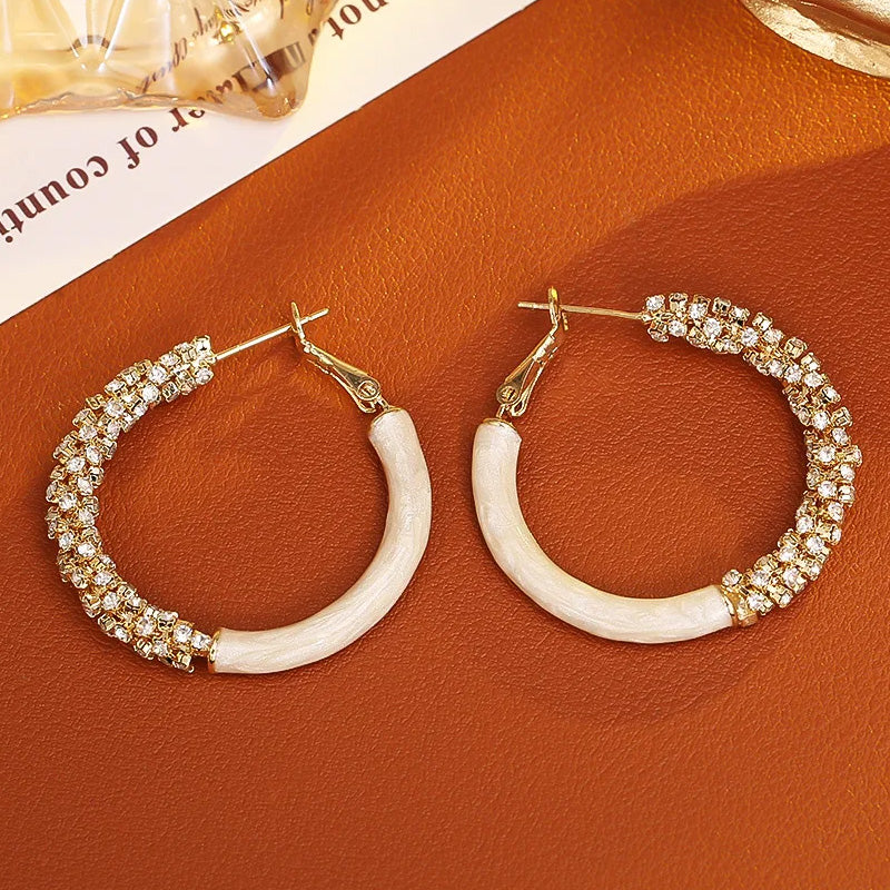Lora | Glitter Hoops