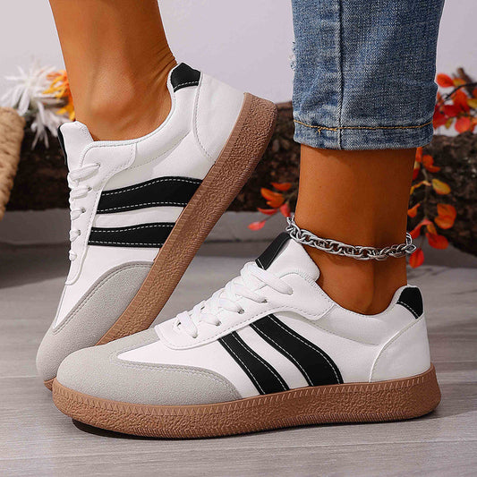 Chloe Court Sneakers